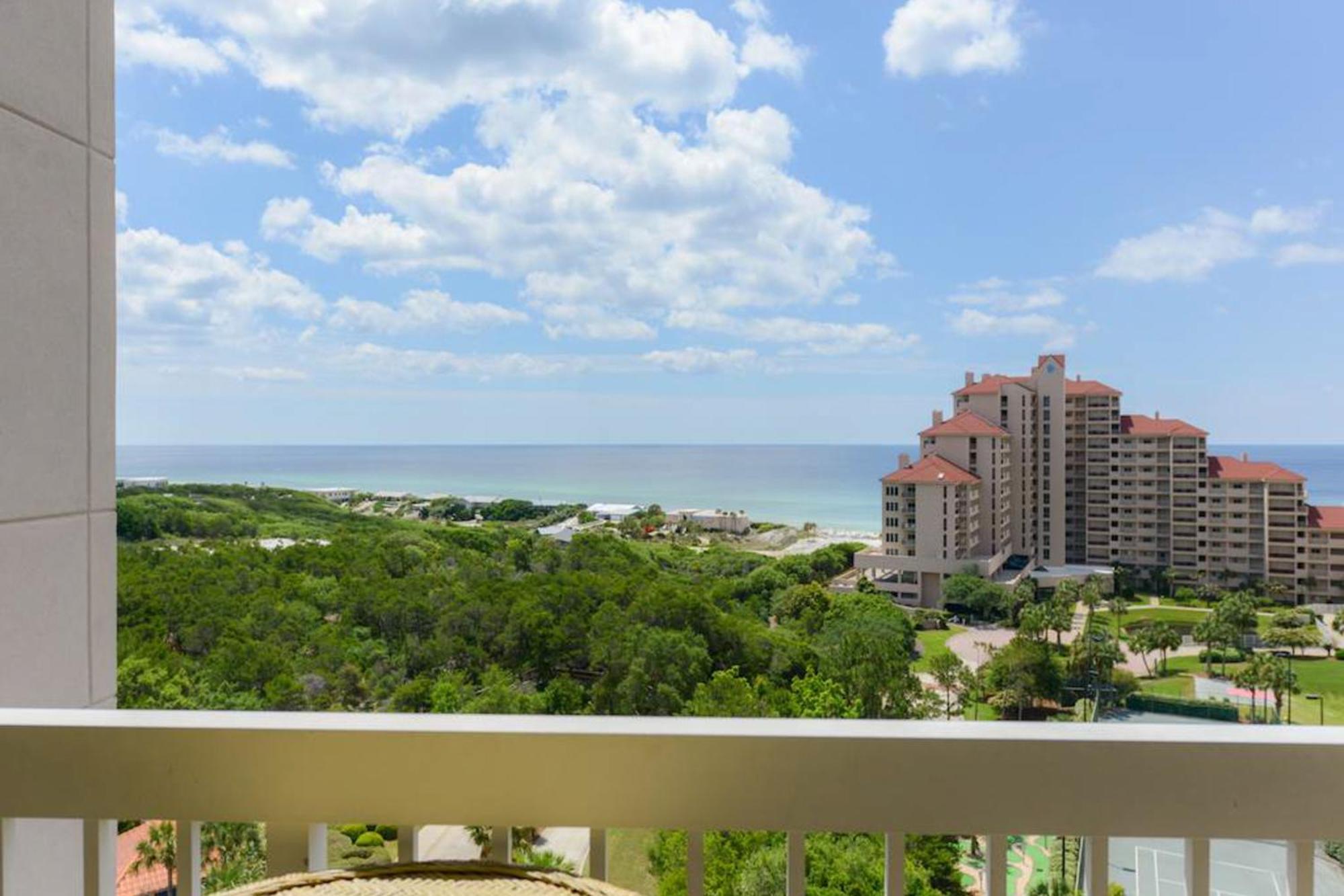 Tops'L Summit III Destin Room photo