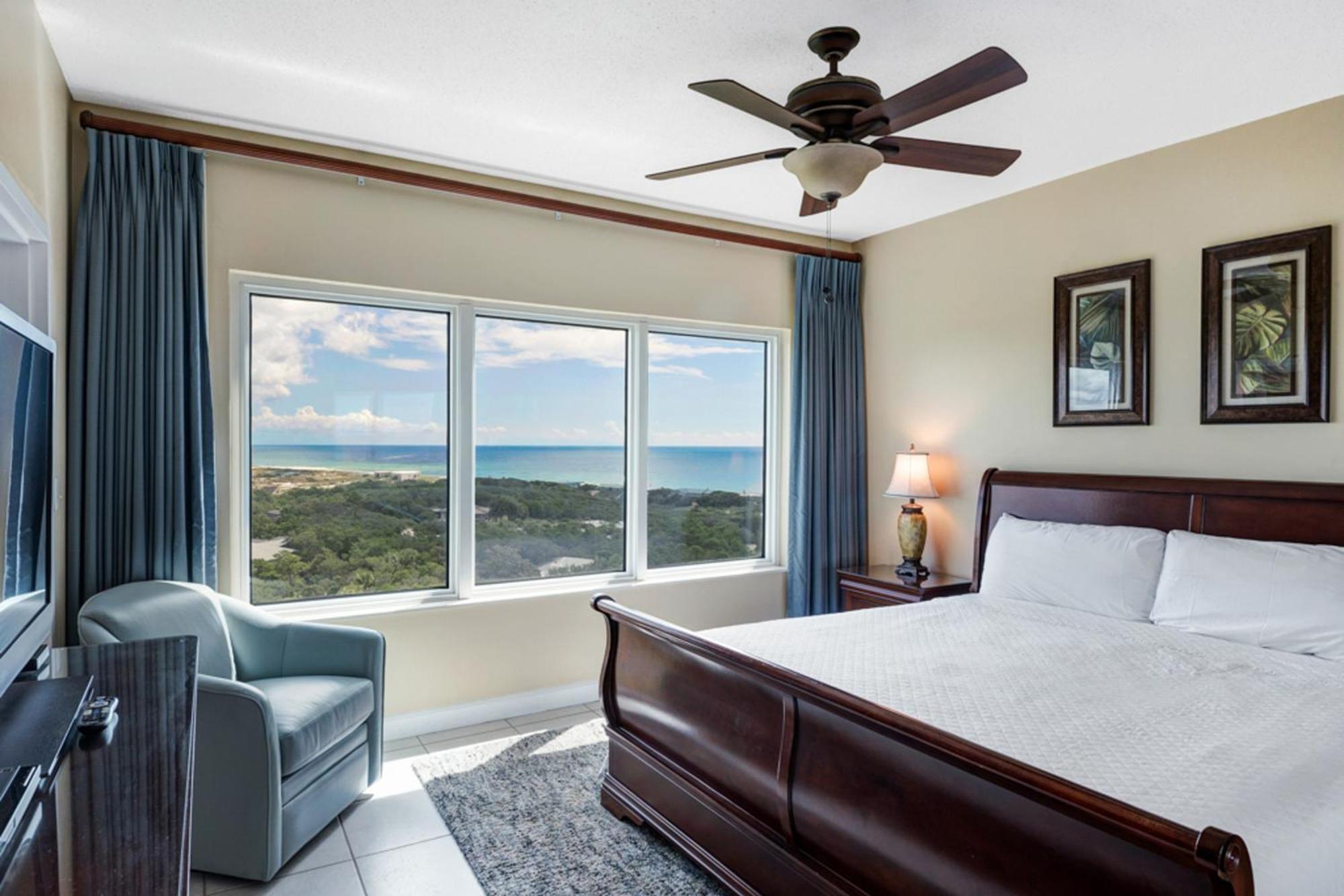 Tops'L Summit III Destin Room photo